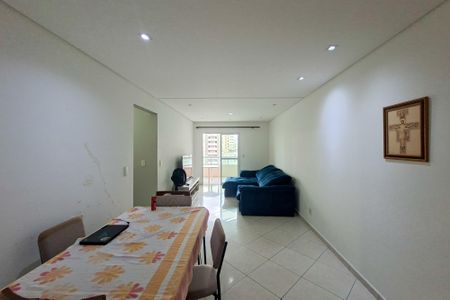 Sala de apartamento para alugar com 3 quartos, 130m² em Guilhermina, Praia Grande