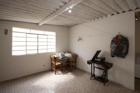 Casa à venda com 359m², 2 quartos e 4 vagasÁrea de Serviço