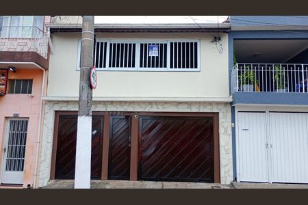 Casa à venda com 359m², 2 quartos e 4 vagasFachada / Placa 