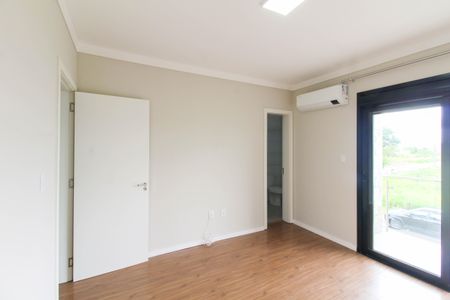 Casa à venda com 140m², 3 quartos e 2 vagasSuíte