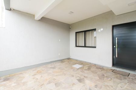 Casa à venda com 140m², 3 quartos e 2 vagasGaragem