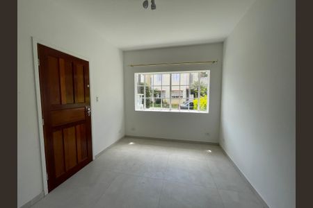 Casa de condomínio para alugar com 80m², 2 quartos e 1 vaga Casa de condomínio para alugar com 80m², 2 quartos e 1 vagaSala