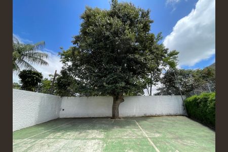 Casa de condomínio para alugar com 80m², 2 quartos e 1 vaga Casa de condomínio para alugar com 80m², 2 quartos e 1 vagaQuadra