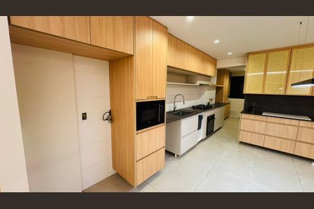 Apartamento para alugar com 89m², 3 quartos e 2 vagasCozinha
