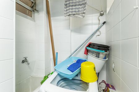 Apartamento à venda com 72m², 2 quartos e 1 vagaÁrea de Serviço