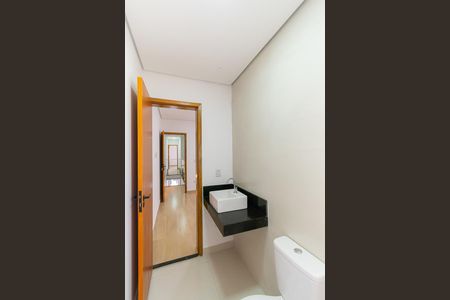 Casa à venda com 130m², 3 quartos e 2 vagasBanheiro da Suíte 2