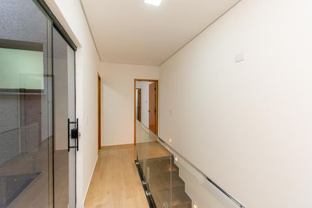 Casa à venda com 130m², 3 quartos e 2 vagasHall dos Quartos