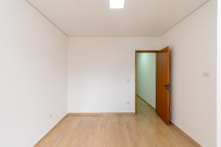 Casa à venda com 130m², 3 quartos e 2 vagasSuíte 2