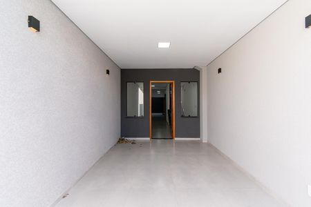 Casa à venda com 130m², 3 quartos e 2 vagasGaragem