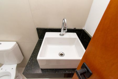 Casa à venda com 130m², 3 quartos e 2 vagasBanheiro da Suíte 1