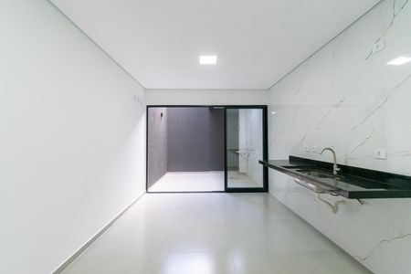 Casa à venda com 130m², 3 quartos e 2 vagasCozinha