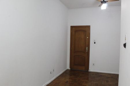 Sala de apartamento para alugar com 2 quartos, 39m² em Tijuca, Rio de Janeiro