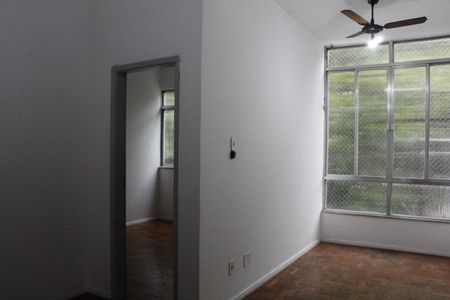 Sala de apartamento para alugar com 2 quartos, 39m² em Tijuca, Rio de Janeiro