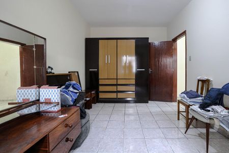 Casa para alugar com 250m², 2 quartos e 2 vagasQuarto 1