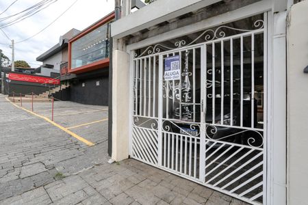 Casa para alugar com 250m², 2 quartos e 2 vagasFachada