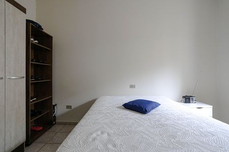 Casa para alugar com 250m², 2 quartos e 2 vagasQuarto 2