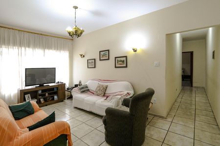 Sala de casa para alugar com 2 quartos, 250m² em Parque Monte Libano, Mogi das Cruzes