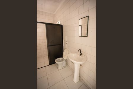 Casa para alugar com 200m², 3 quartos e 3 vagasBANHEIRO