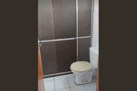 Banheiro de apartamento para alugar com 2 quartos, 49m² em Rio Branco, Canoas