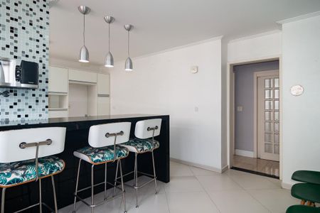 Apartamento para alugar com 172m², 3 quartos e 1 vaga