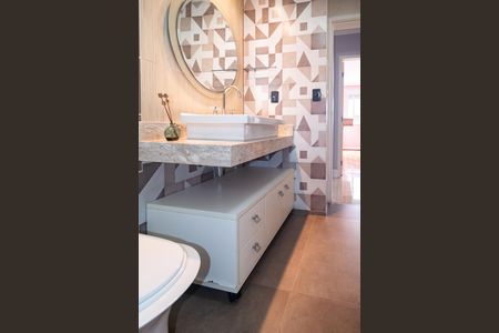 Apartamento para alugar com 172m², 3 quartos e 1 vaga