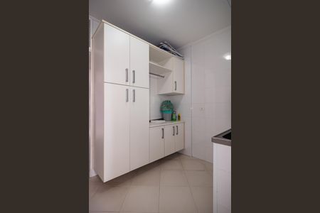Apartamento para alugar com 172m², 3 quartos e 1 vaga