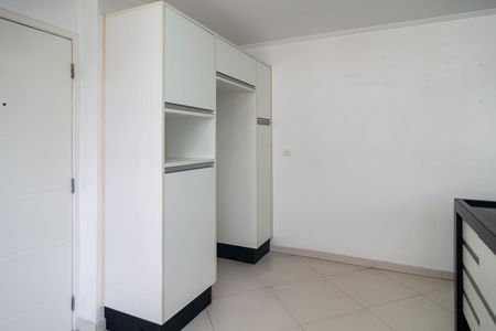Apartamento para alugar com 172m², 3 quartos e 1 vaga