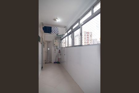 Apartamento para alugar com 172m², 3 quartos e 1 vaga