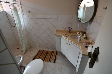 Casa à venda com 268m², 5 quartos e 4 vagasBanheiro Suíte