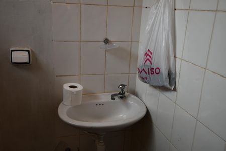 Casa à venda com 268m², 5 quartos e 4 vagasBanheiro de serviço