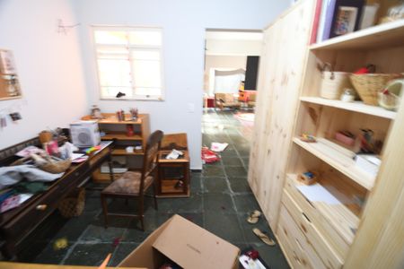 Casa à venda com 268m², 5 quartos e 4 vagasSala