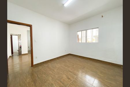 Casa para alugar com 1 quarto, 45m² em Califórnia, Belo Horizonte
