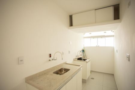 Apartamento à venda com 39m², 1 quarto e 1 vaga Apartamento à venda com 39m², 1 quarto e 1 vagaCOZINHA E ÁREA DE SERVIÇO
