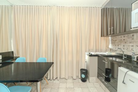 Sacada de kitnet/studio para alugar com 1 quarto, 30m² em Bela Vista, São Paulo