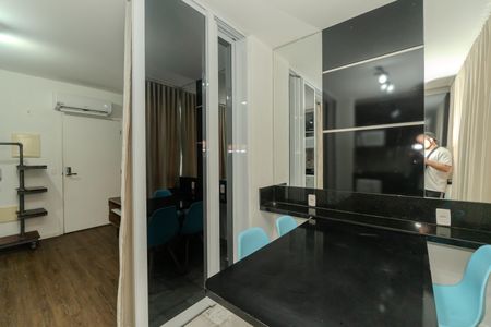 Studio para alugar com 30m², 1 quarto e 1 vaga Studio para alugar com 30m², 1 quarto e 1 vagaSacada