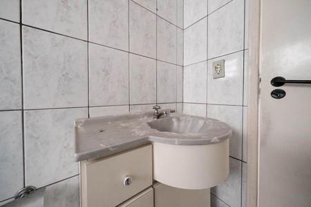 Casa para alugar com 250m², 6 quartos e 4 vagasBanheiro 2