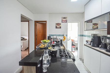 Apartamento à venda com 100m², 2 quartos e 1 vagaCozinha