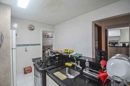 Apartamento à venda com 100m², 2 quartos e 1 vagaCozinha