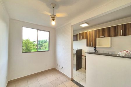 Sala de apartamento para alugar com 2 quartos, 46m² em Loteamento Parque São Martinho, Campinas