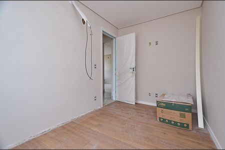Quarto 1 de apartamento à venda com 2 quartos, 60m² em Sagrada Família, Belo Horizonte