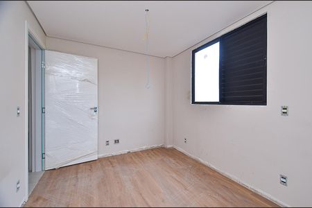 Apartamento à venda com 60m², 2 quartos e 2 vagasSuíte