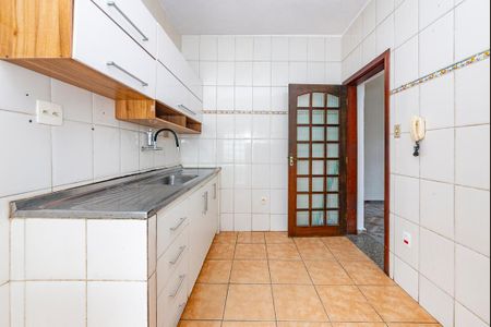 Casa para alugar com 300m², 3 quartos e 2 vagasCozinha