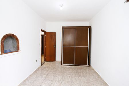 Quarto 1 de casa para alugar com 3 quartos, 300m² em Padre Eustáquio, Belo Horizonte