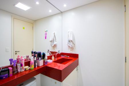 Apartamento à venda com 91m², 2 quartos e 2 vagasBanheiro social