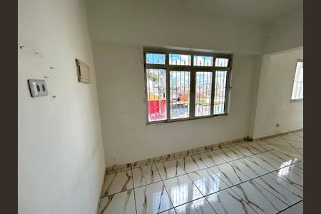 Sala de casa para alugar com 1 quarto, 45m² em Jardim Santa Mena, Guarulhos