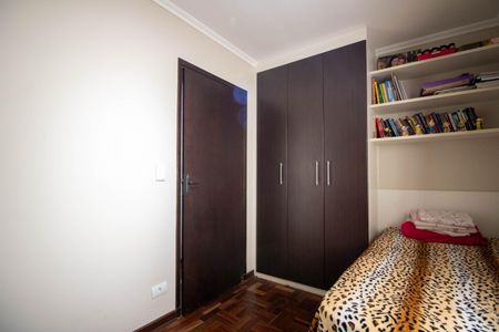 Casa à venda com 180m², 3 quartos e 2 vagas Casa à venda com 180m², 3 quartos e 2 vagasQuarto 2