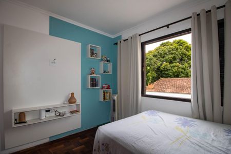 Casa à venda com 180m², 3 quartos e 2 vagas Casa à venda com 180m², 3 quartos e 2 vagasQuarto 1