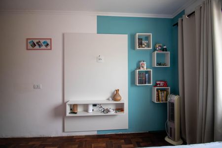 Casa à venda com 180m², 3 quartos e 2 vagas Casa à venda com 180m², 3 quartos e 2 vagasQuarto 1