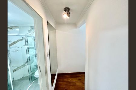 Corredor de apartamento para alugar com 2 quartos, 67m² em Jardim São Paulo, São Paulo