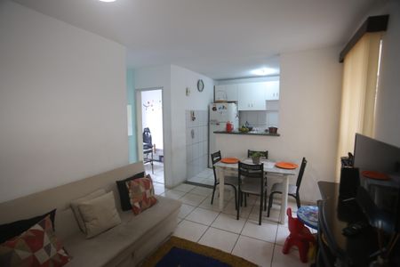 Sala de apartamento para alugar com 2 quartos, 45m² em Camargos, Belo Horizonte
